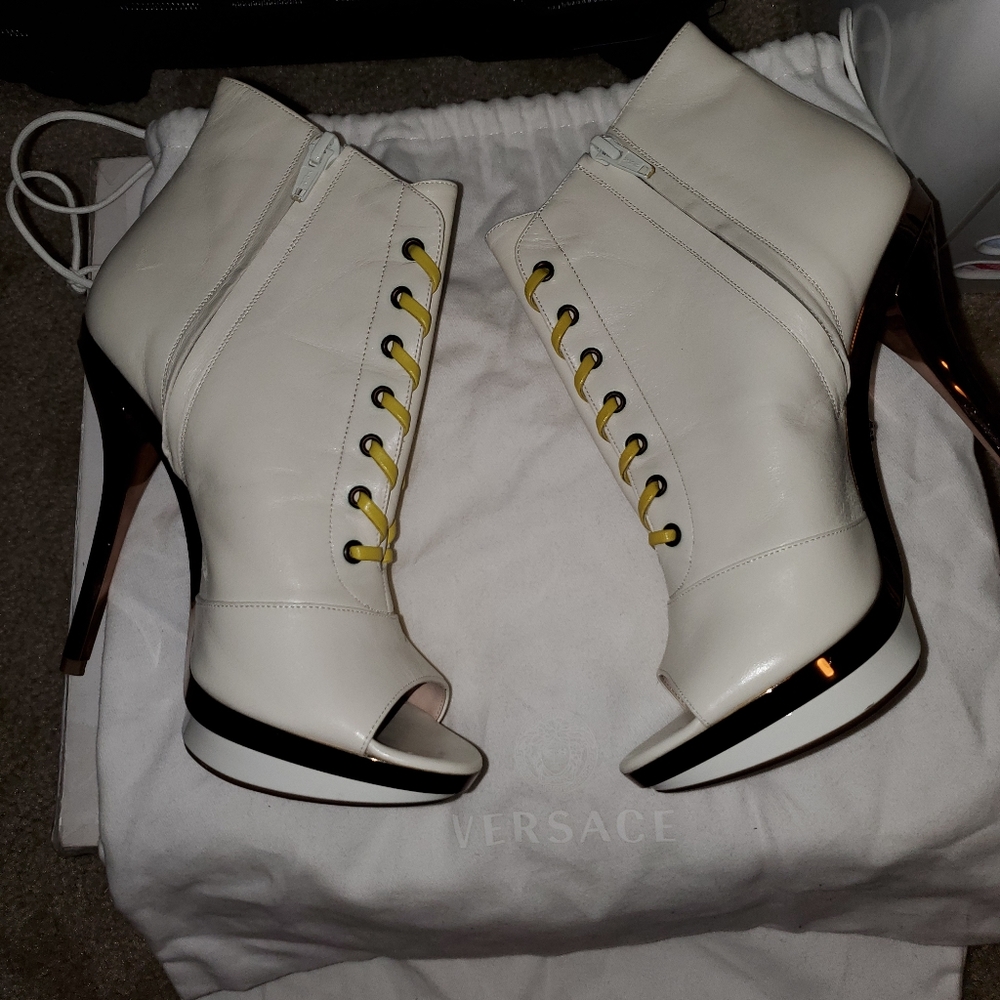 Versace Peep toe booties